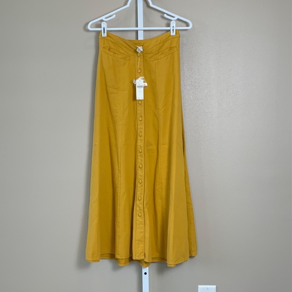 Anthropologie Maeve High-Waisted Button-Front Maxi Skirt - Picture 5 of 16